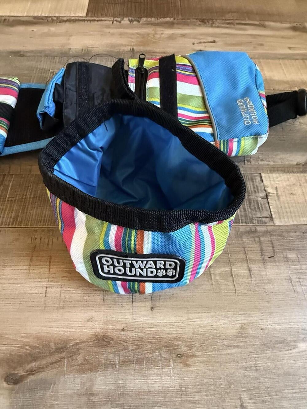 Outward Hound Saddlebag With Water Bowl 15.5 X 5 For Small Dog Multicolor - Picture 5 of 9